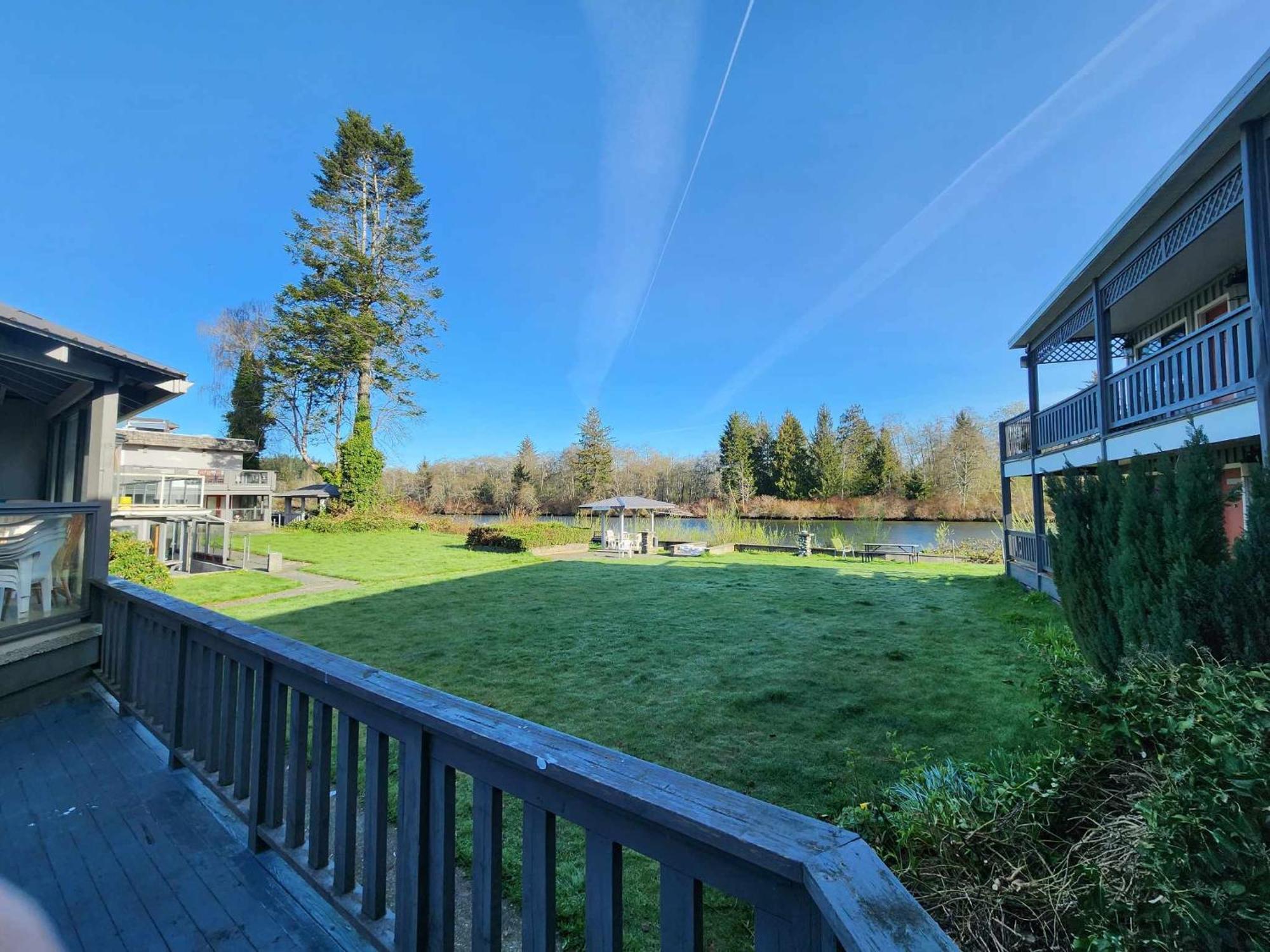 Campbell River Lodge by Riverside Eksteriør billede